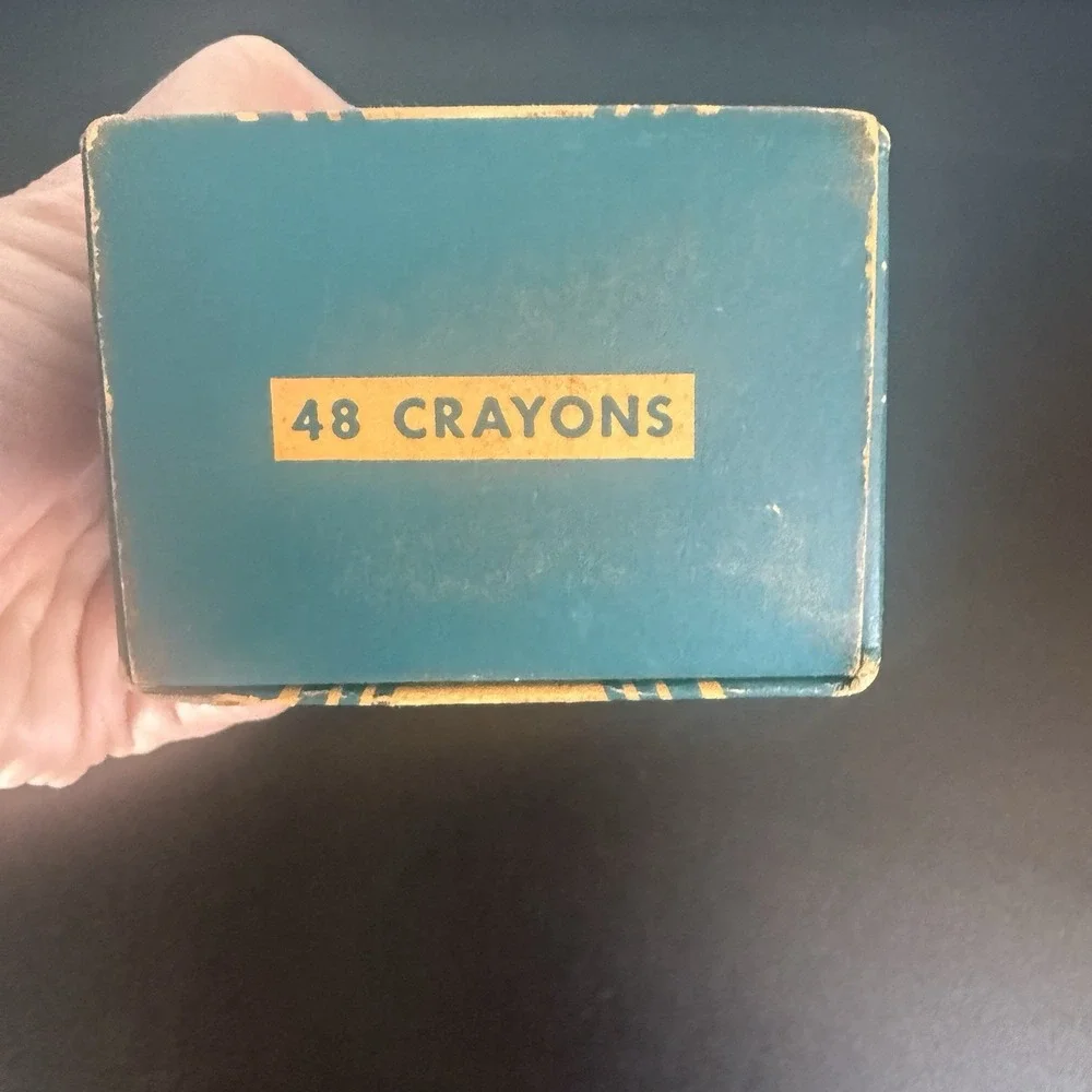 CRAYOLA‎ CRAYONS NO 48 RUBENS BINNEY & SMITH CO Box & Crayons